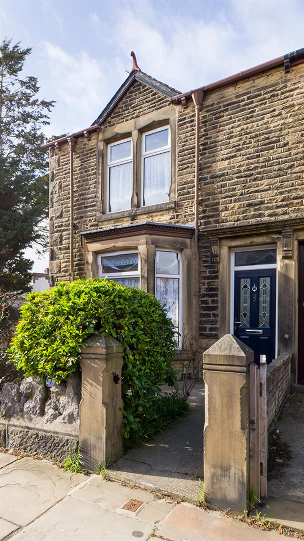 3 Coulston Road